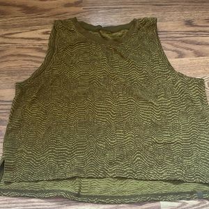 Lululemon classic fit tank top